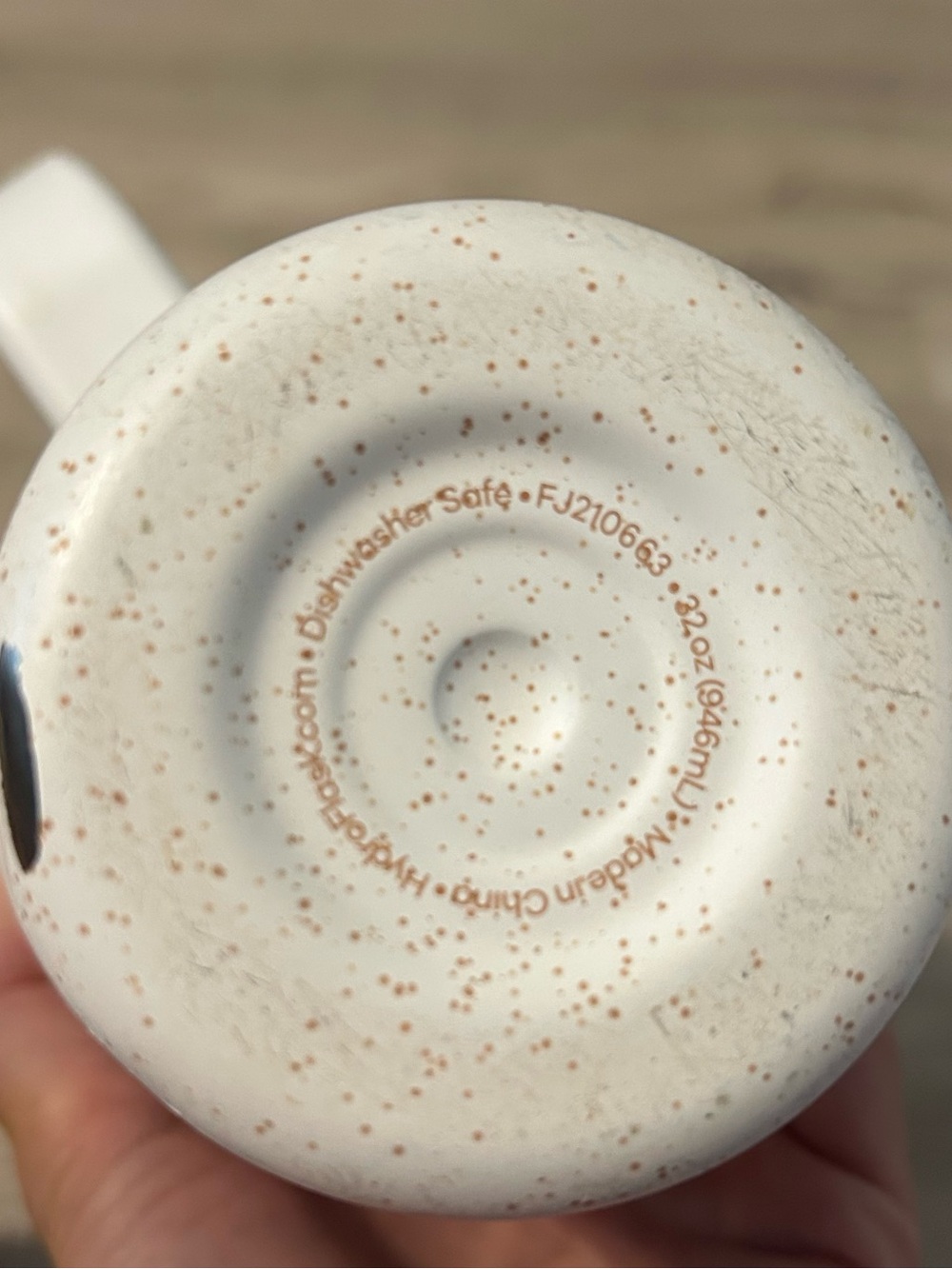 Hydro Flask Limited Edition Speckled Travel Tumbler 32oz - Picture 8 of 8